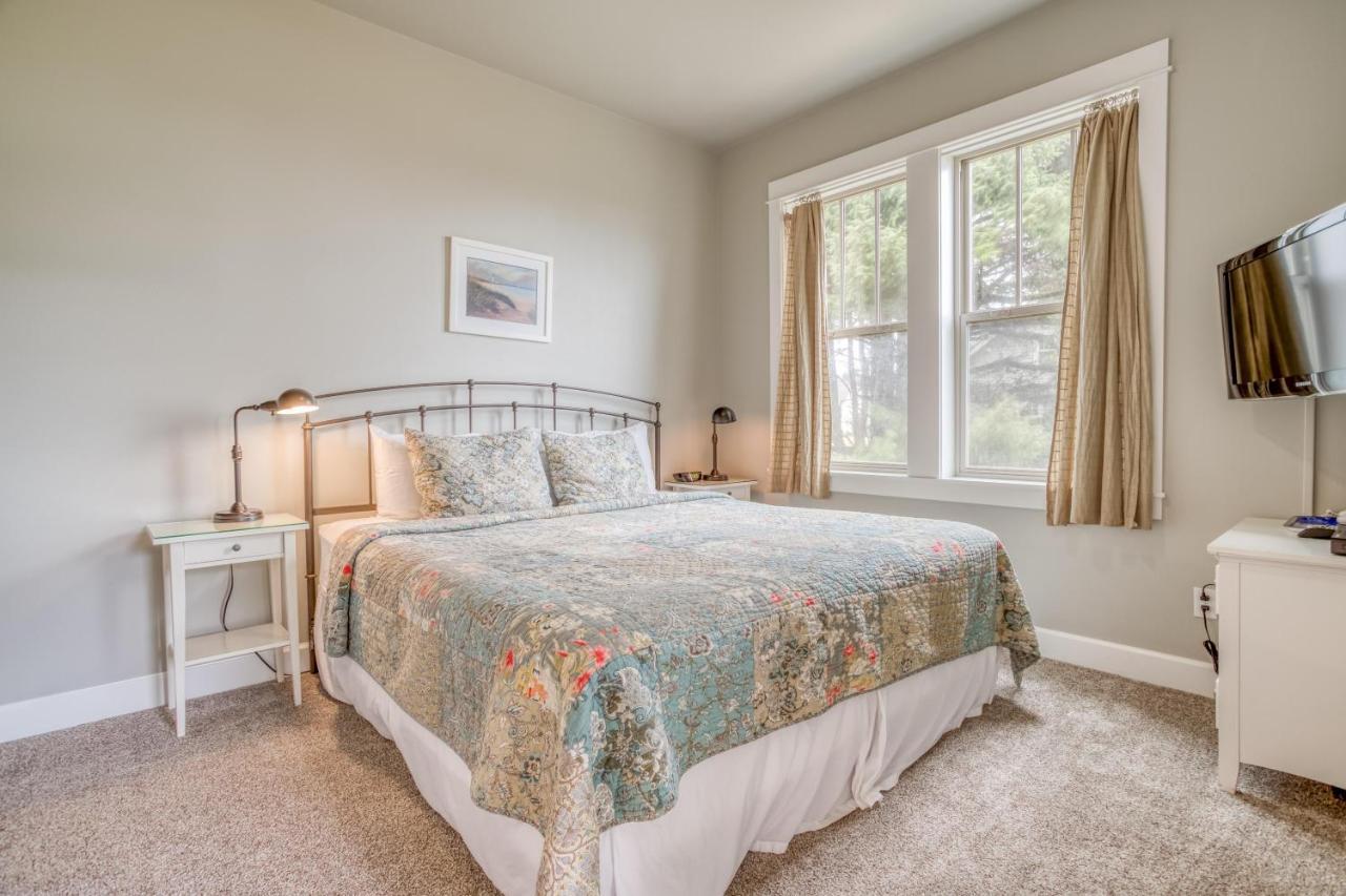 Cascade Cottage Lincoln City Dış mekan fotoğraf