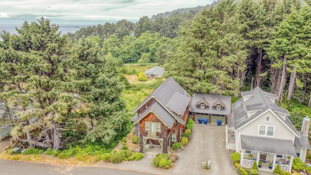 Cascade Cottage Lincoln City Dış mekan fotoğraf